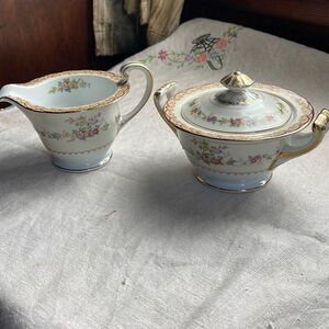 Vintage Noritake Dimity creamer and sugar bowl with lid.